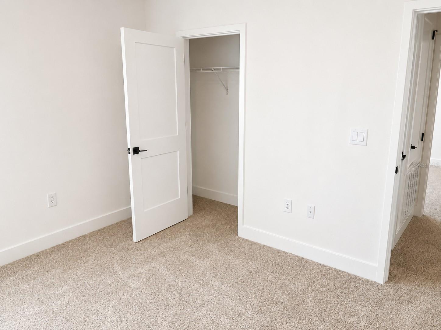 7569 Bent Tree Loop Property Photo 9