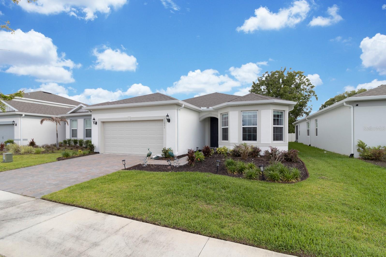 13031 Skyway Ln Property Photo 2