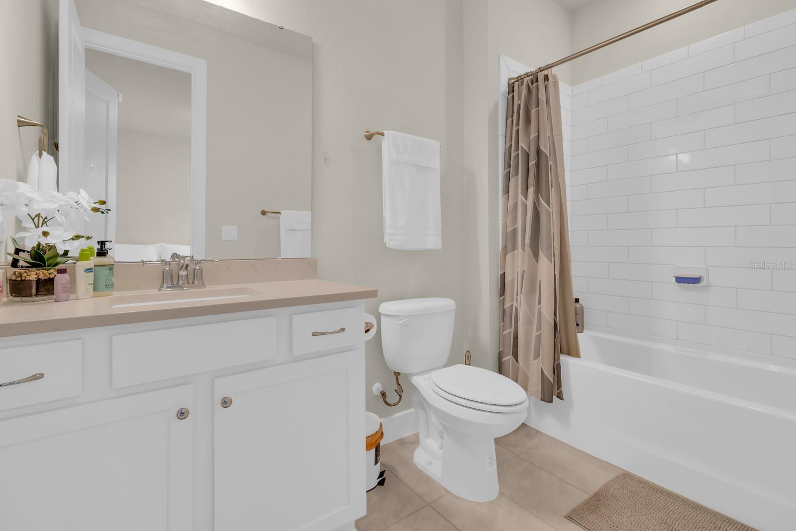 13031 Skyway Ln Property Photo 8