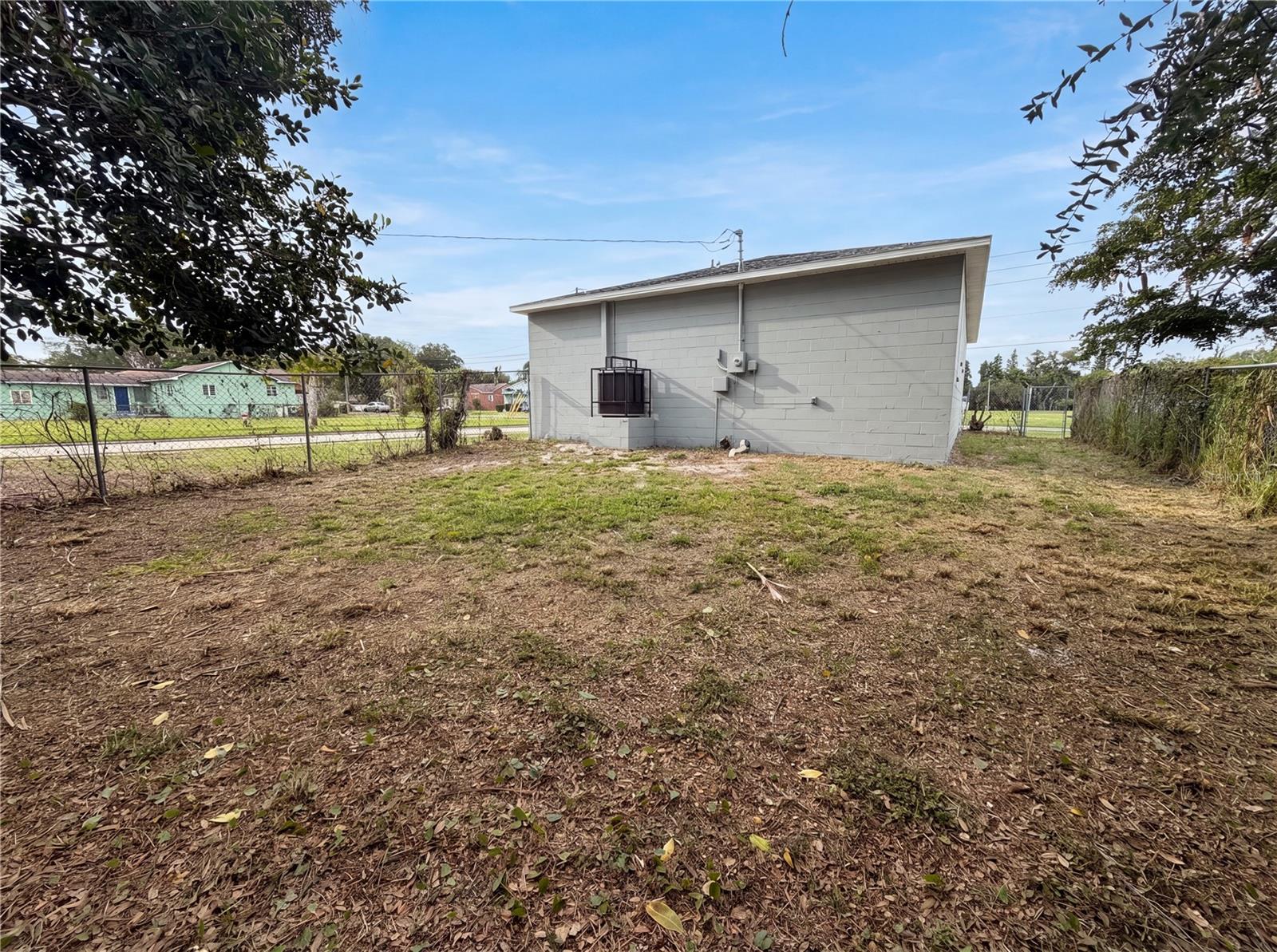 845 40th Ave S Property Photo 5