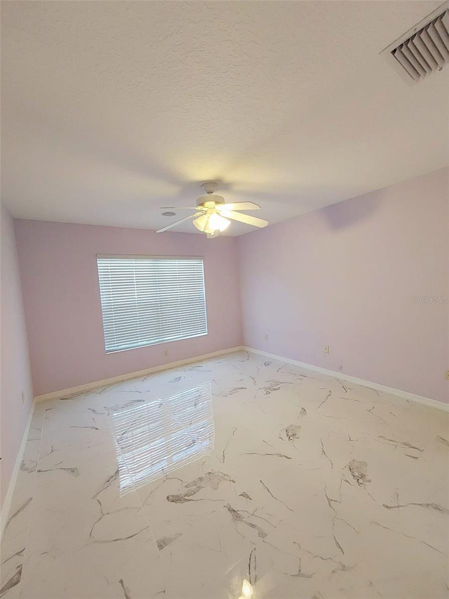 1102 Ne 21st Ter Property Photo 11
