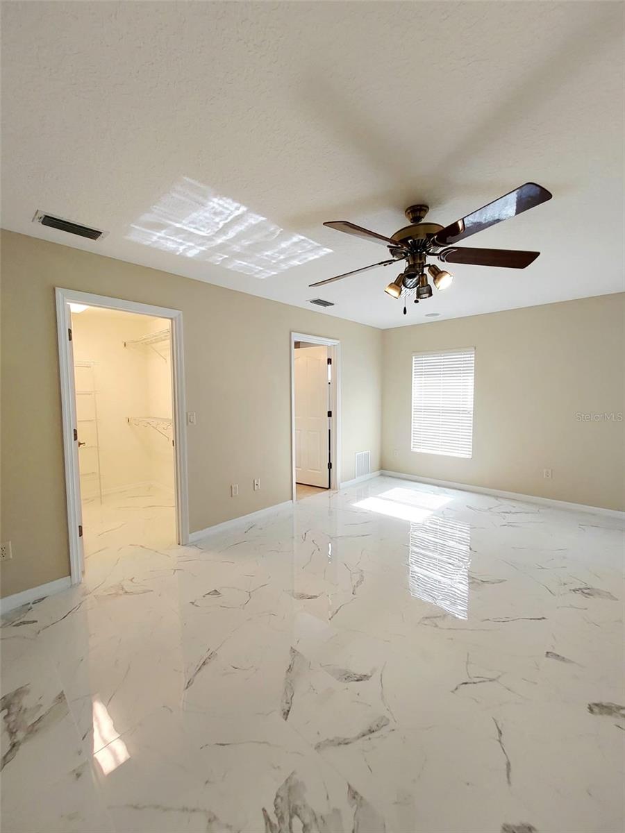 1102 Ne 21st Ter Property Photo 36
