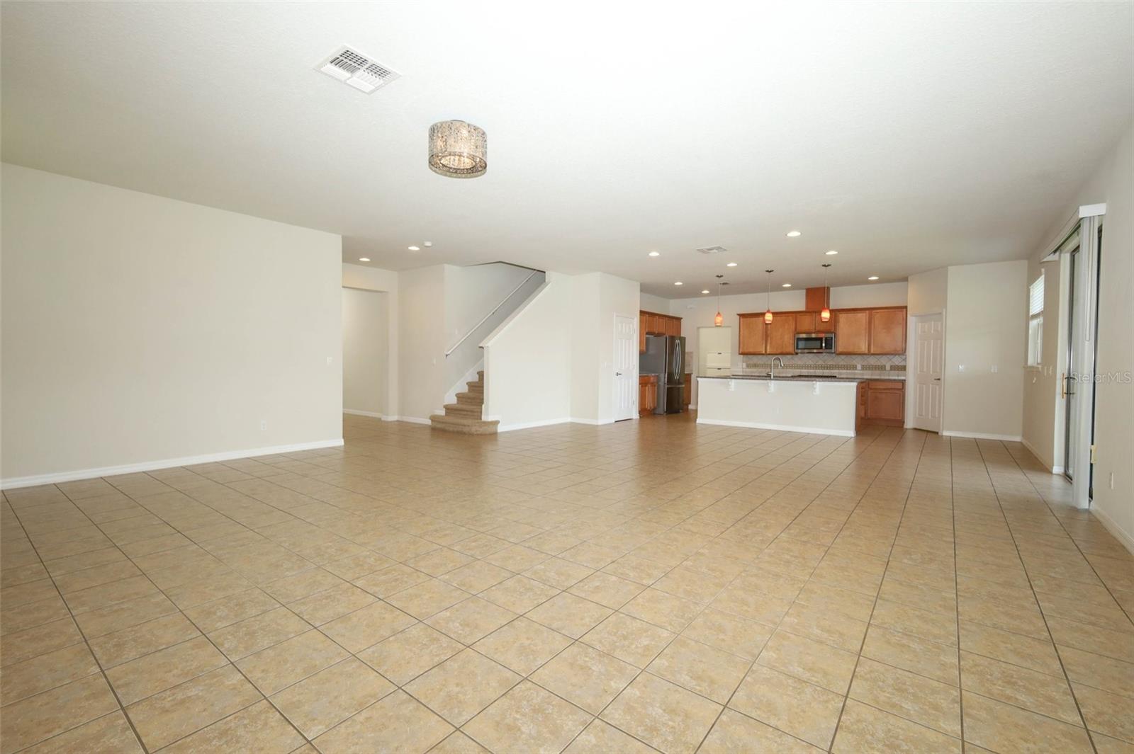 2610 Mead Ave Property Photo 5