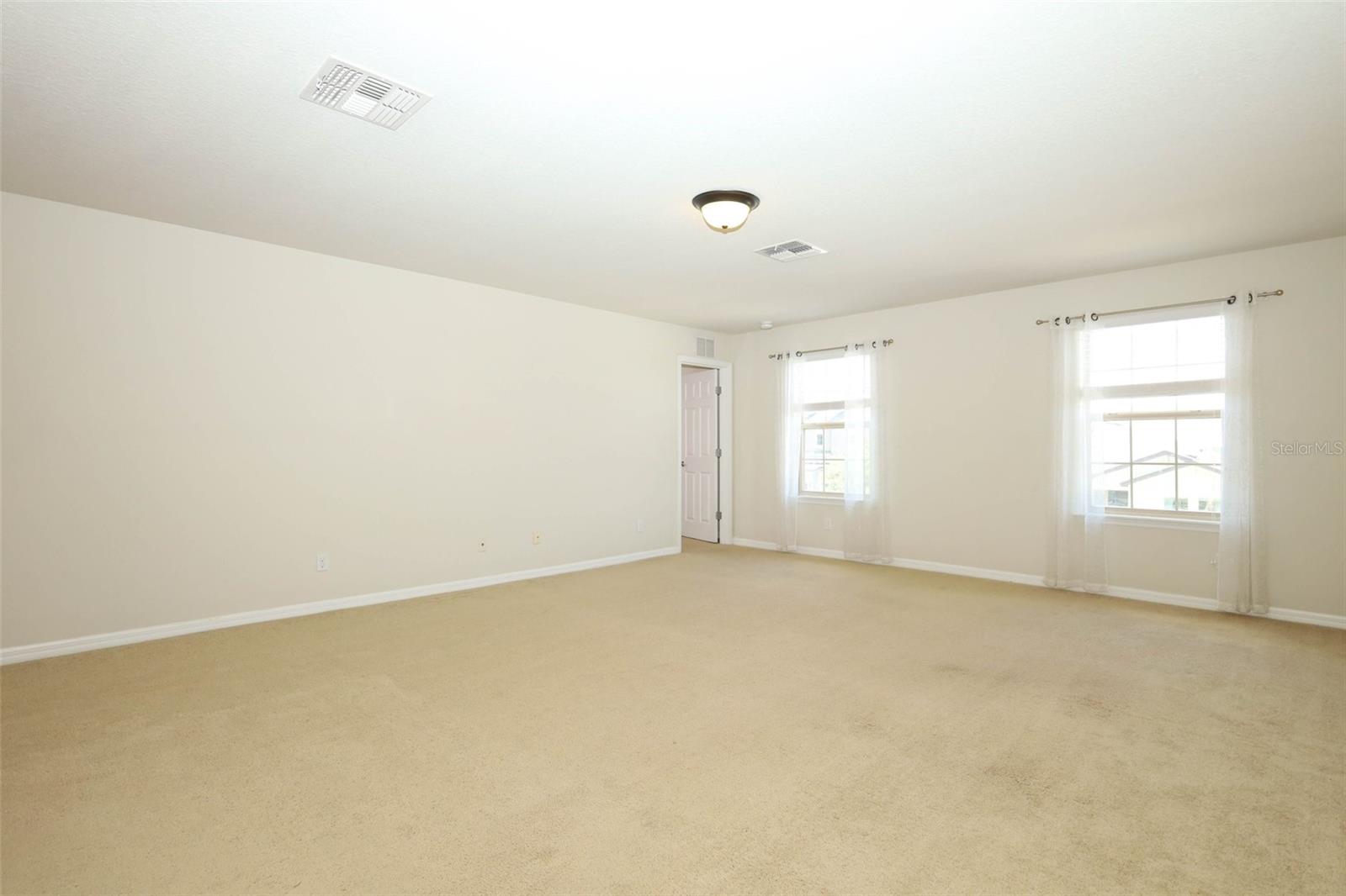 2610 Mead Ave Property Photo 37