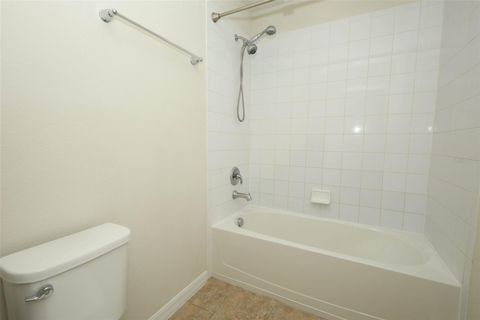 2610 Mead Ave Property Photo 38