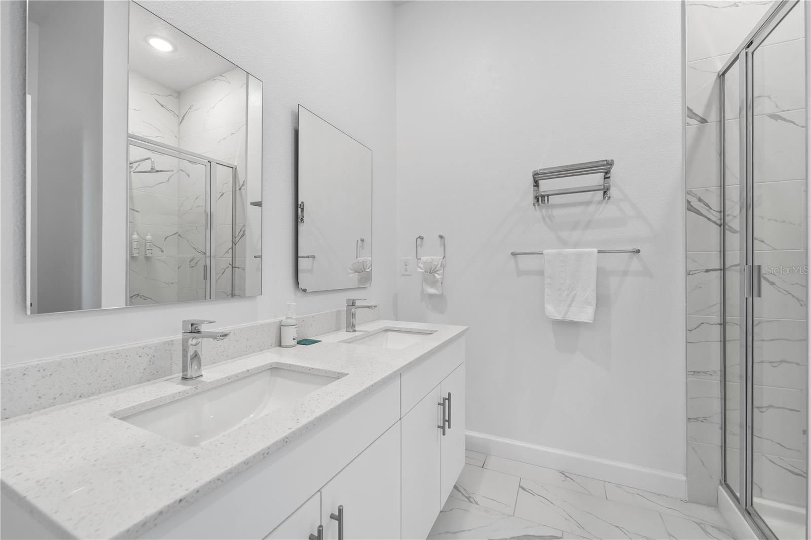 240 Famagusta Dr Property Photo 11