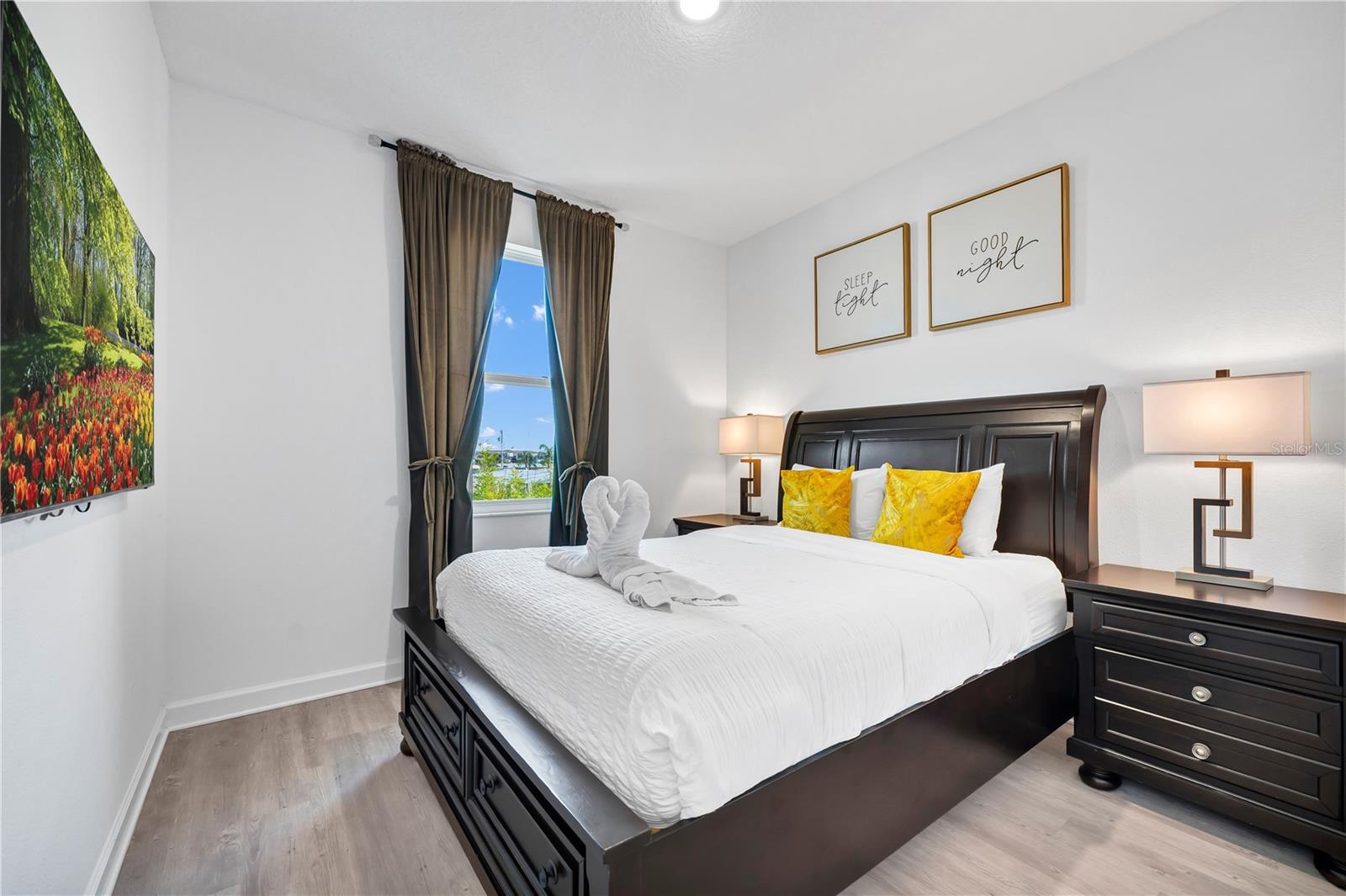 240 Famagusta Dr Property Photo 14