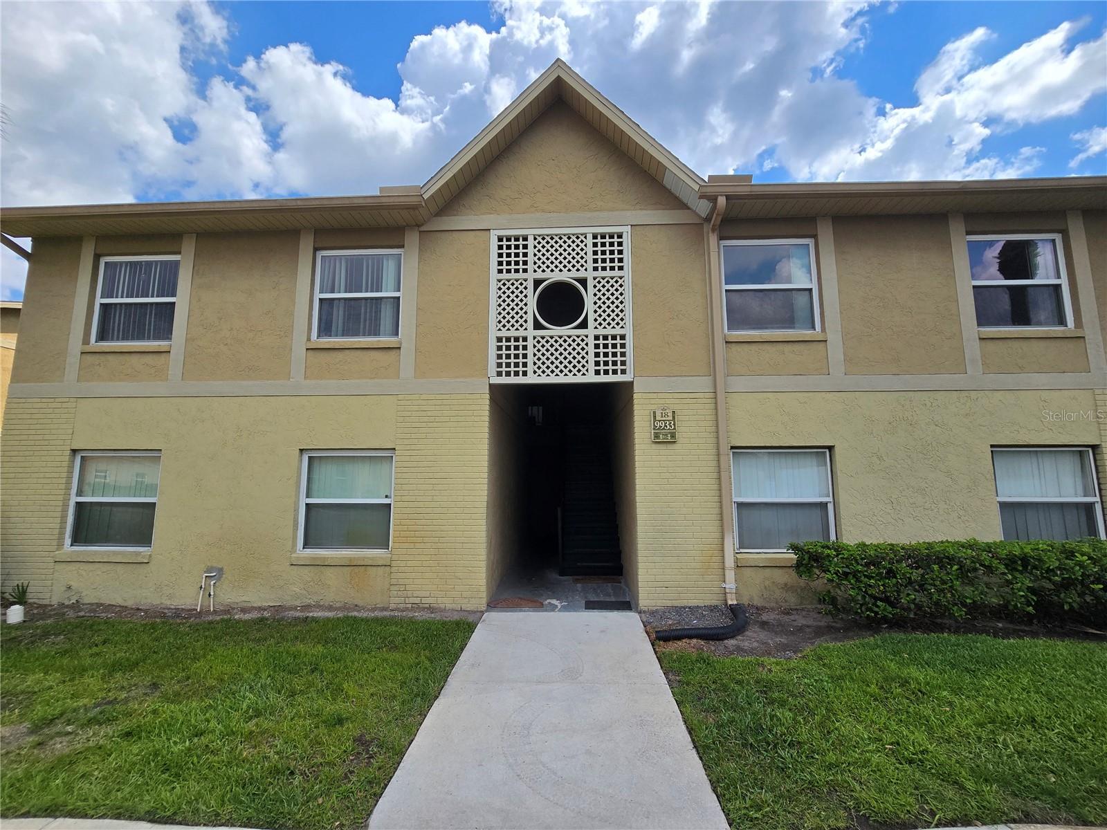 9933 SWEEPSTAKES LN #4 Property Photo 1