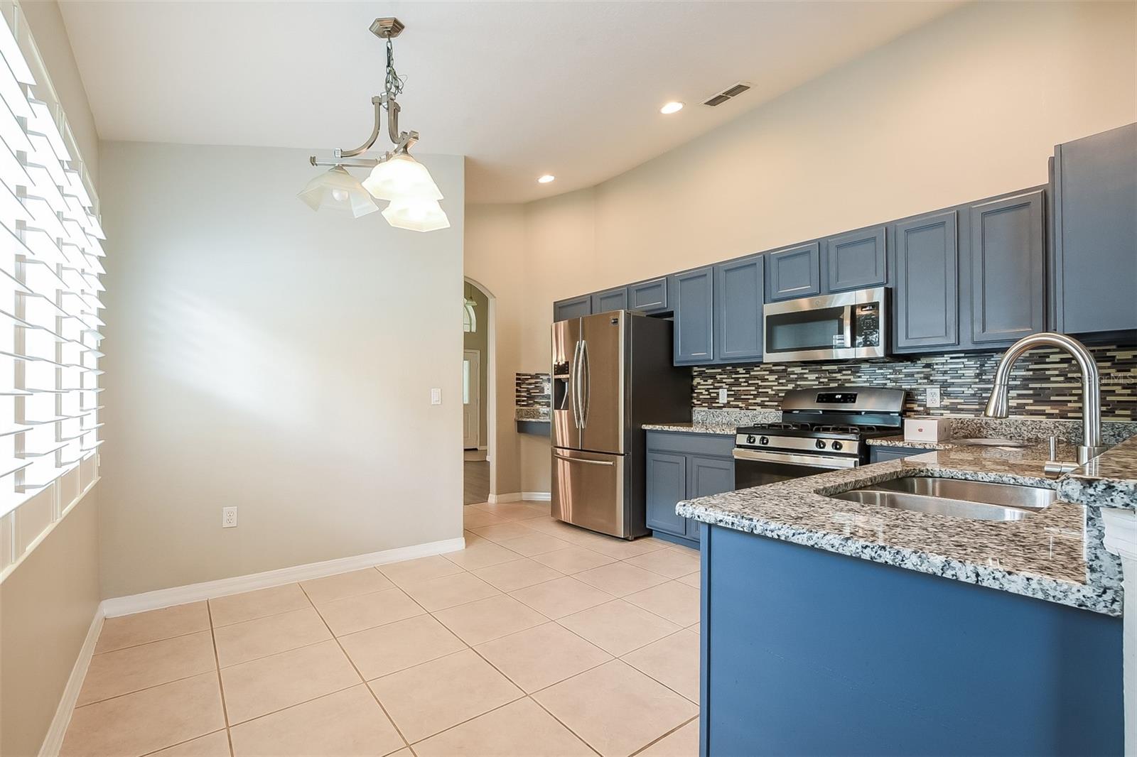 3136 Lindera Dr Property Photo 6
