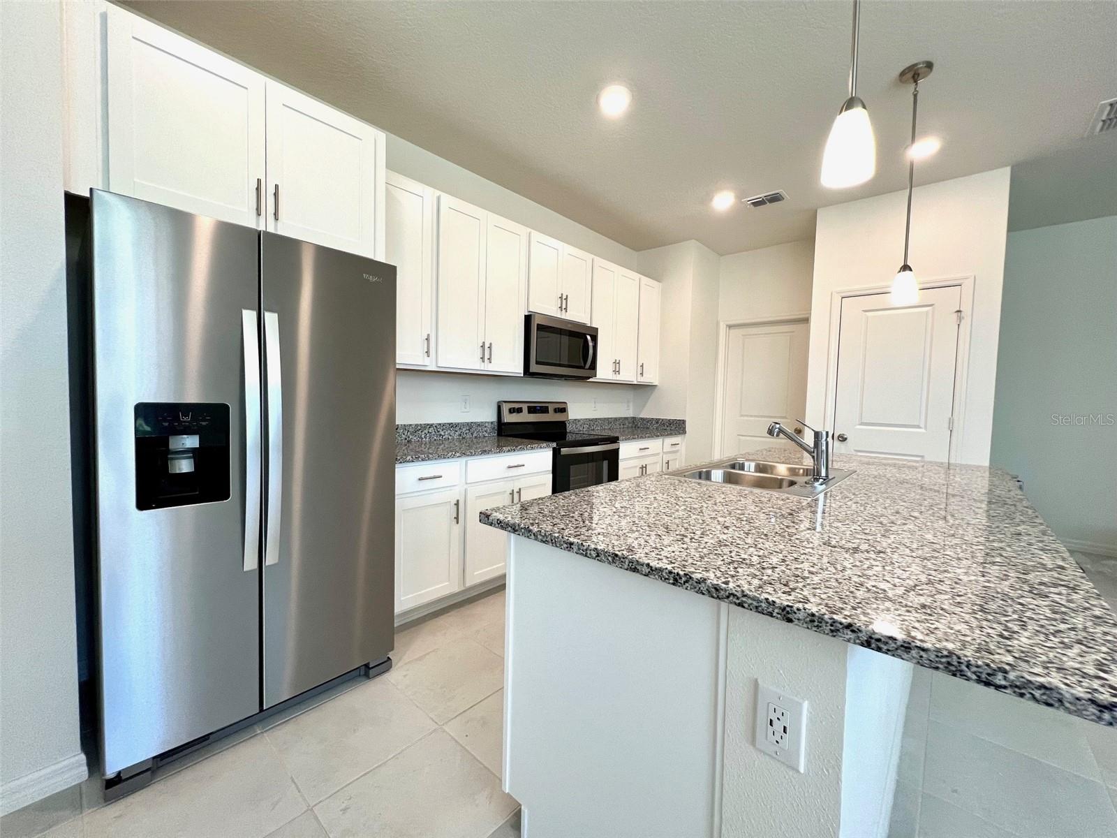 16365 Winding Preserve Cir Property Photo 4
