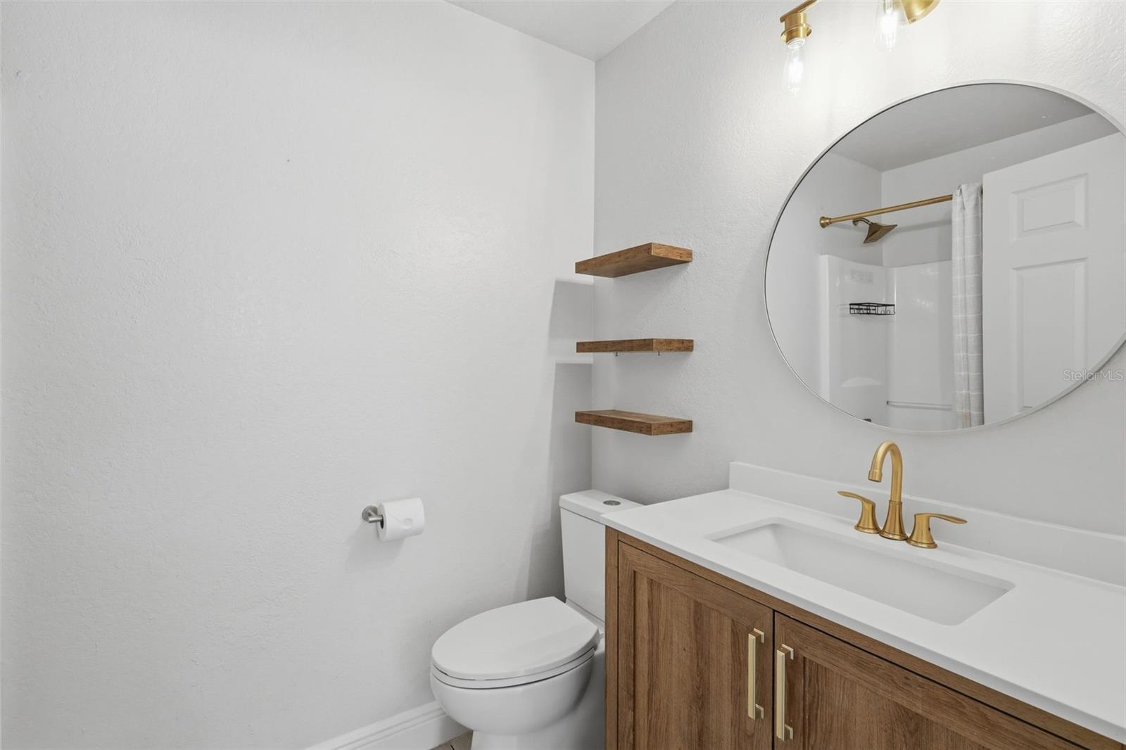 2602 Westside Dr Property Photo 31