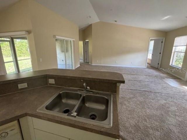 5533 Douglas Rd Property Photo 7