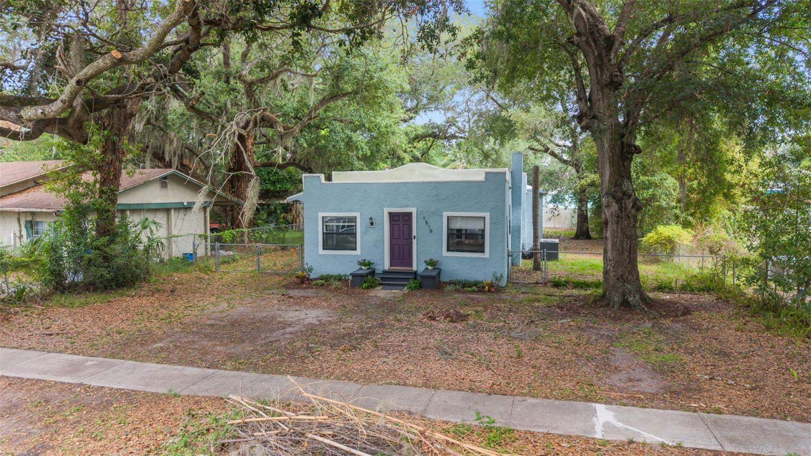 1516 E Elm Rd Property Photo 4