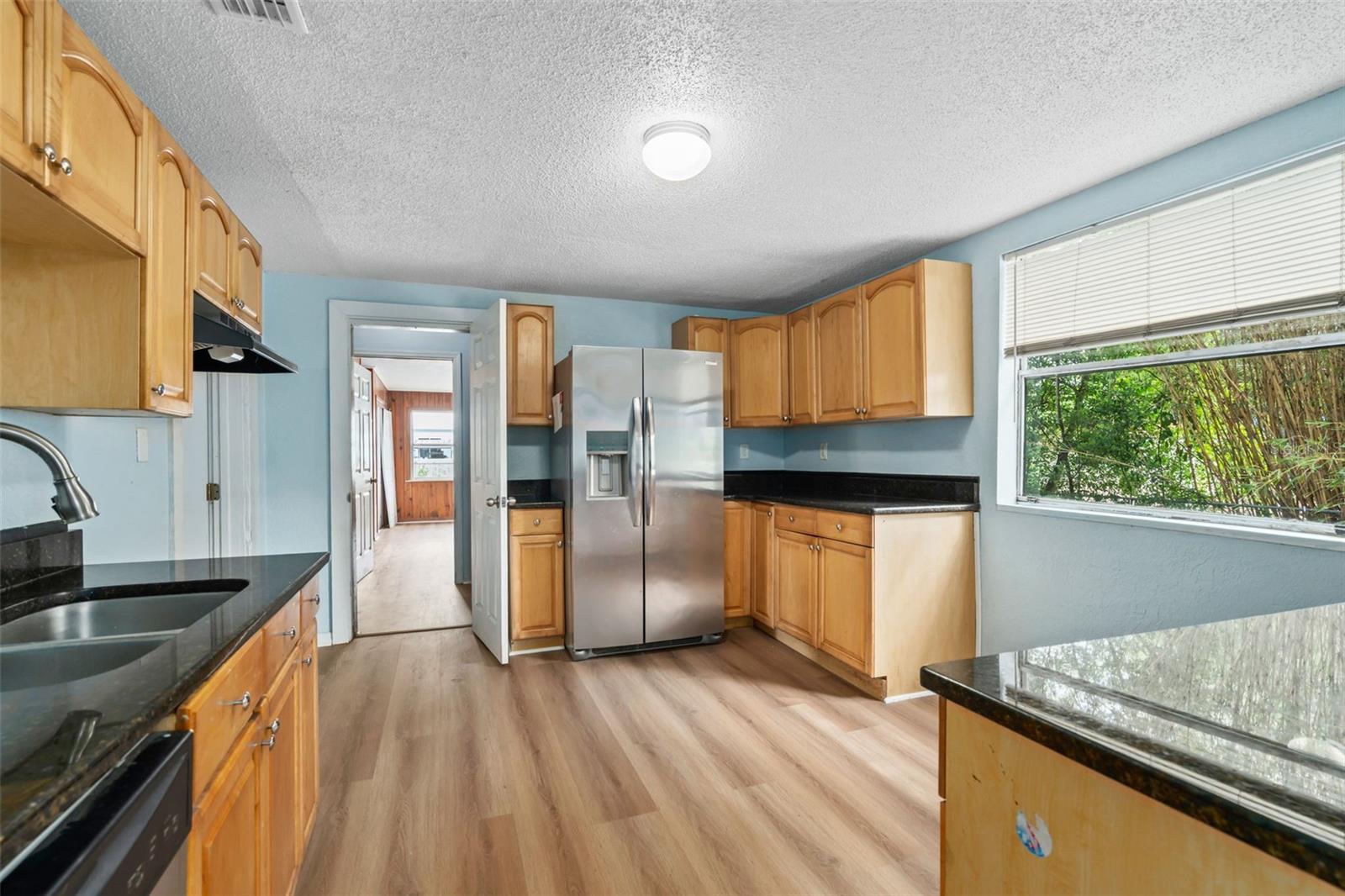 1516 E Elm Rd Property Photo 15