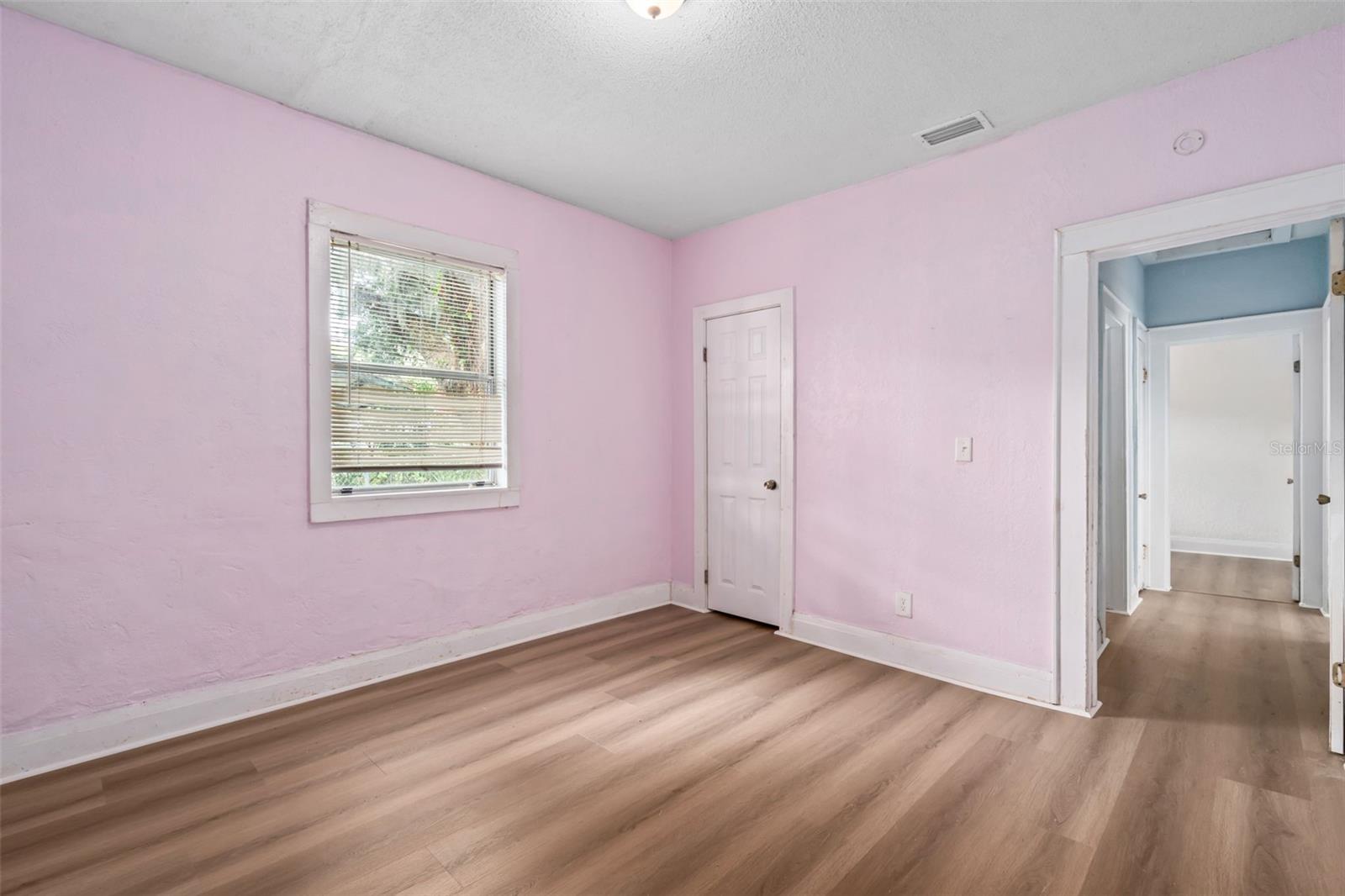 1516 E Elm Rd Property Photo 20