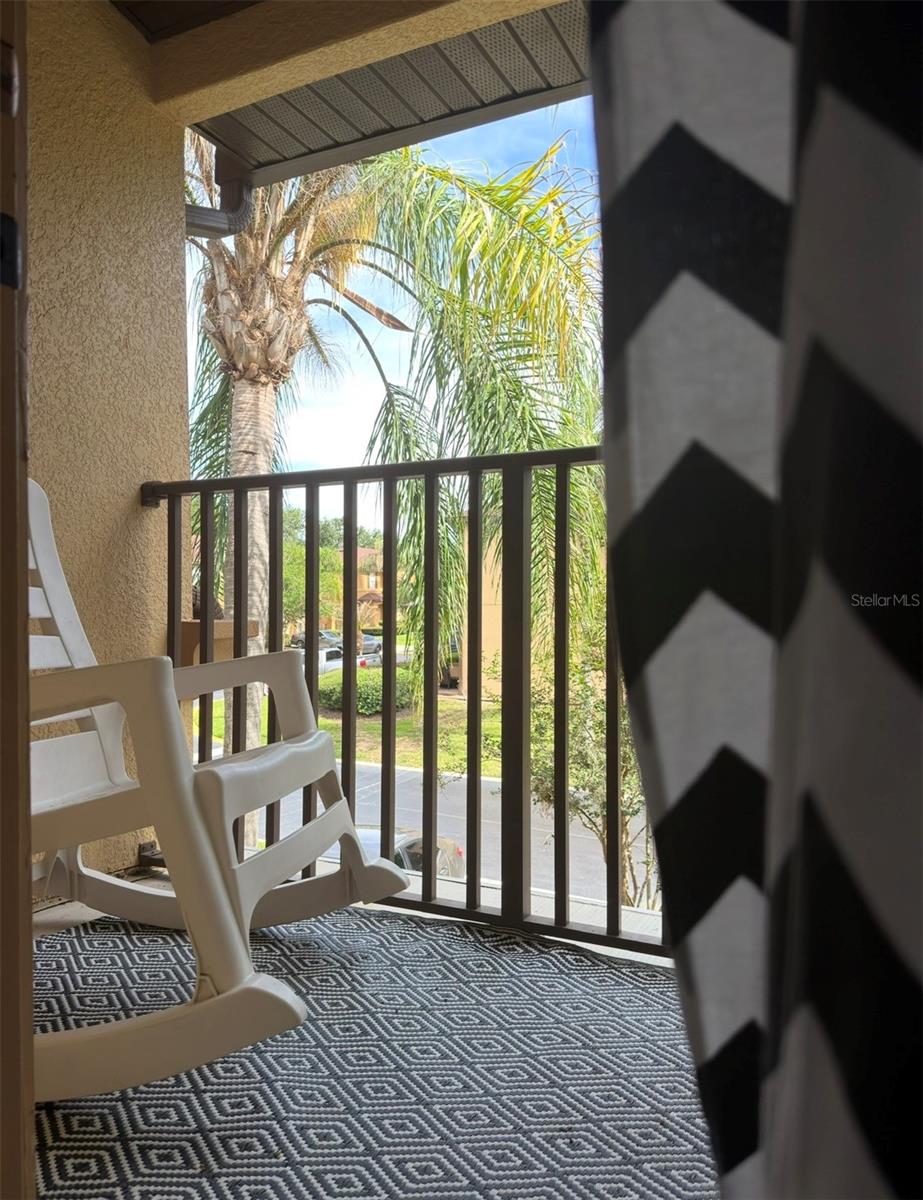1337 Calabria Ave Property Photo 40