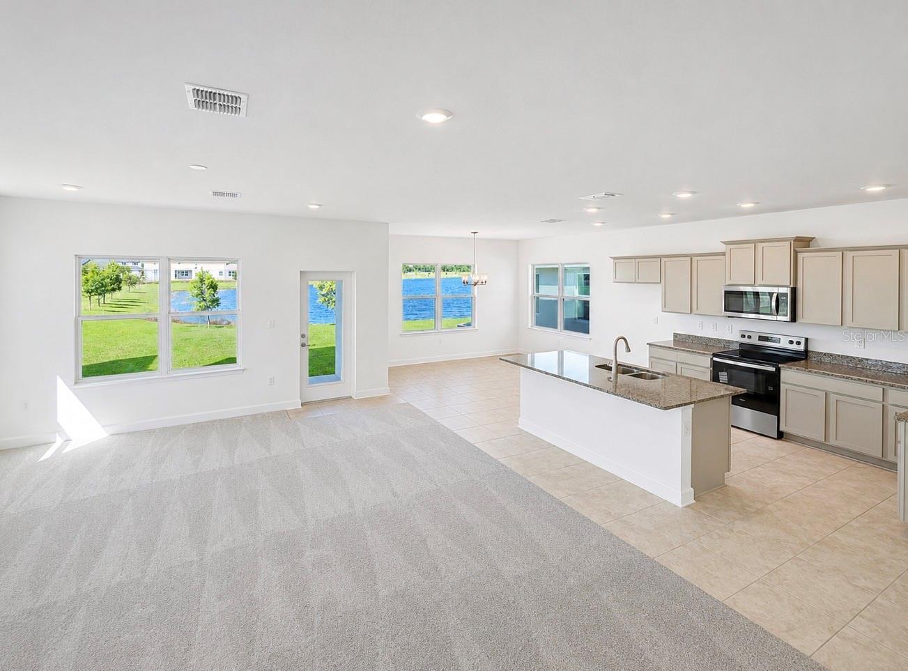 7575 Bent Tree Loop Property Photo 3