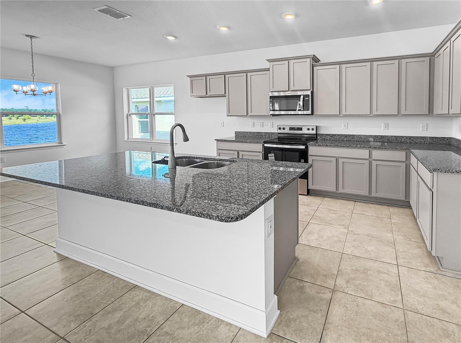 7575 Bent Tree Loop Property Photo 4
