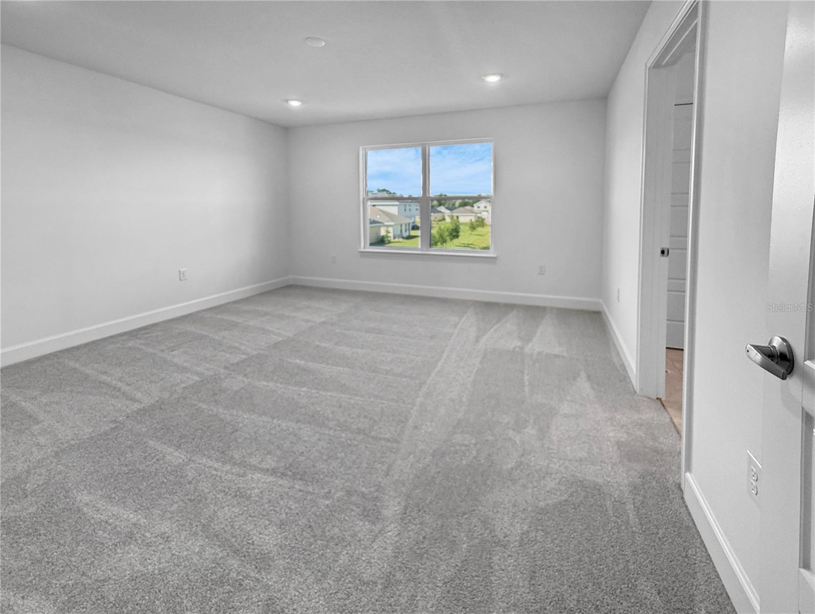 7575 Bent Tree Loop Property Photo 9