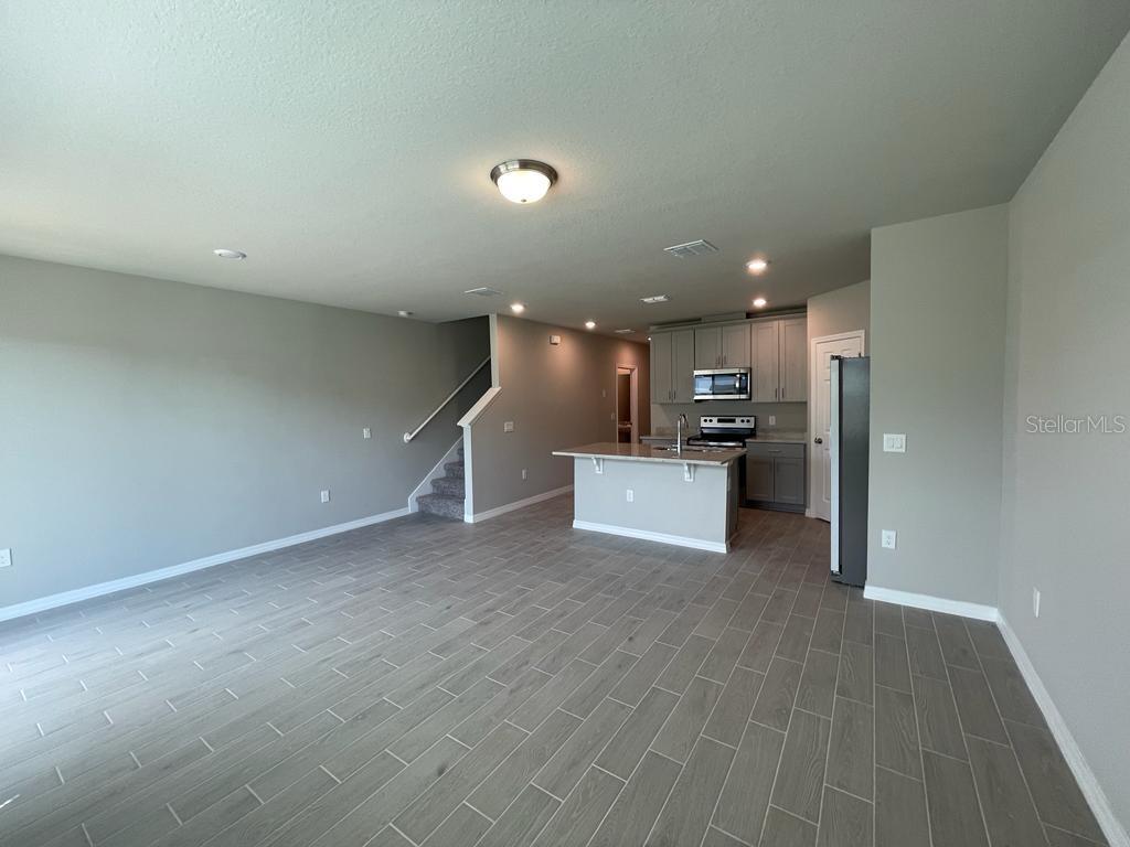 513 Legacy Loop Property Photo 7