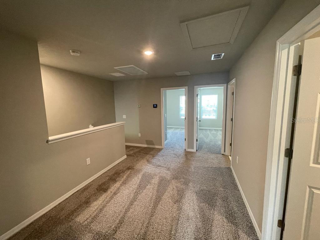 513 Legacy Loop Property Photo 10
