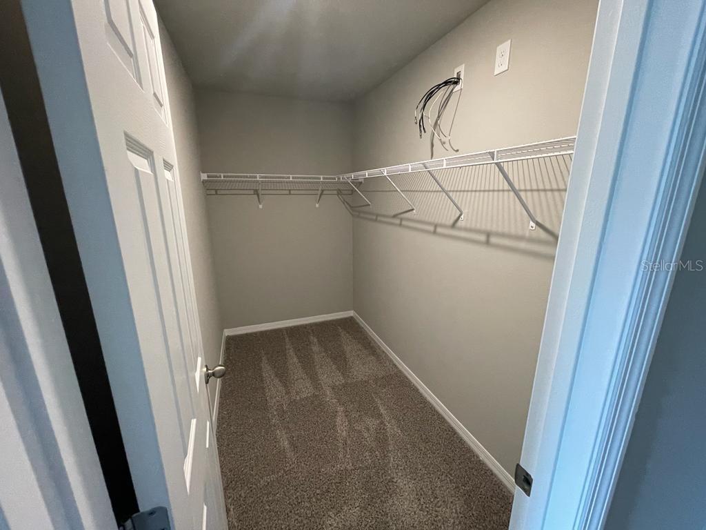 513 Legacy Loop Property Photo 16