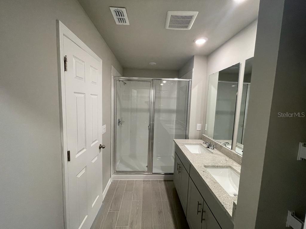 513 Legacy Loop Property Photo 18
