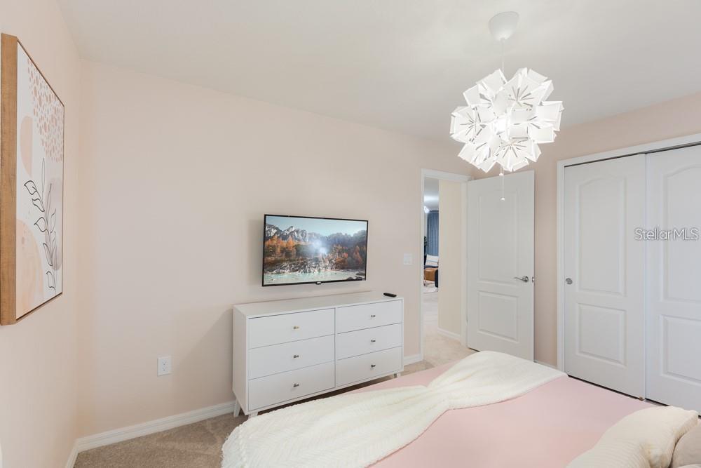 7215 Oakmoss Loop Property Photo 39