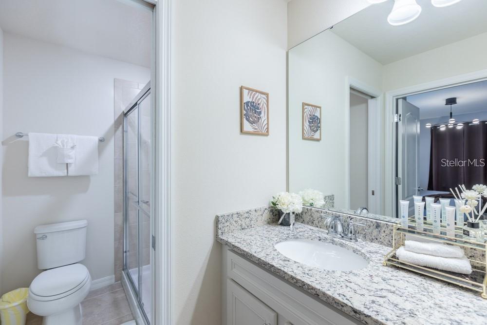 7215 Oakmoss Loop Property Photo 70