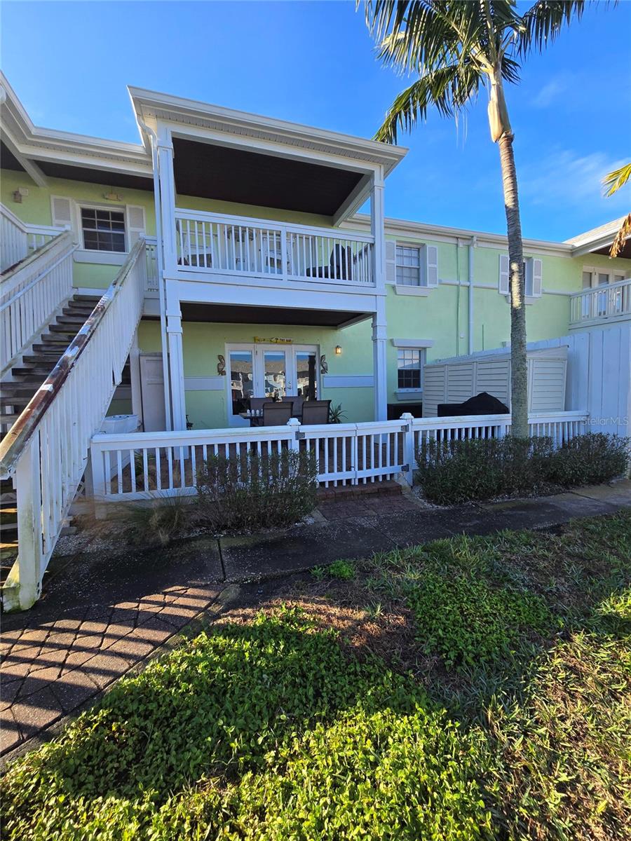 5231 Beach Dr Se #a Property Photo 3