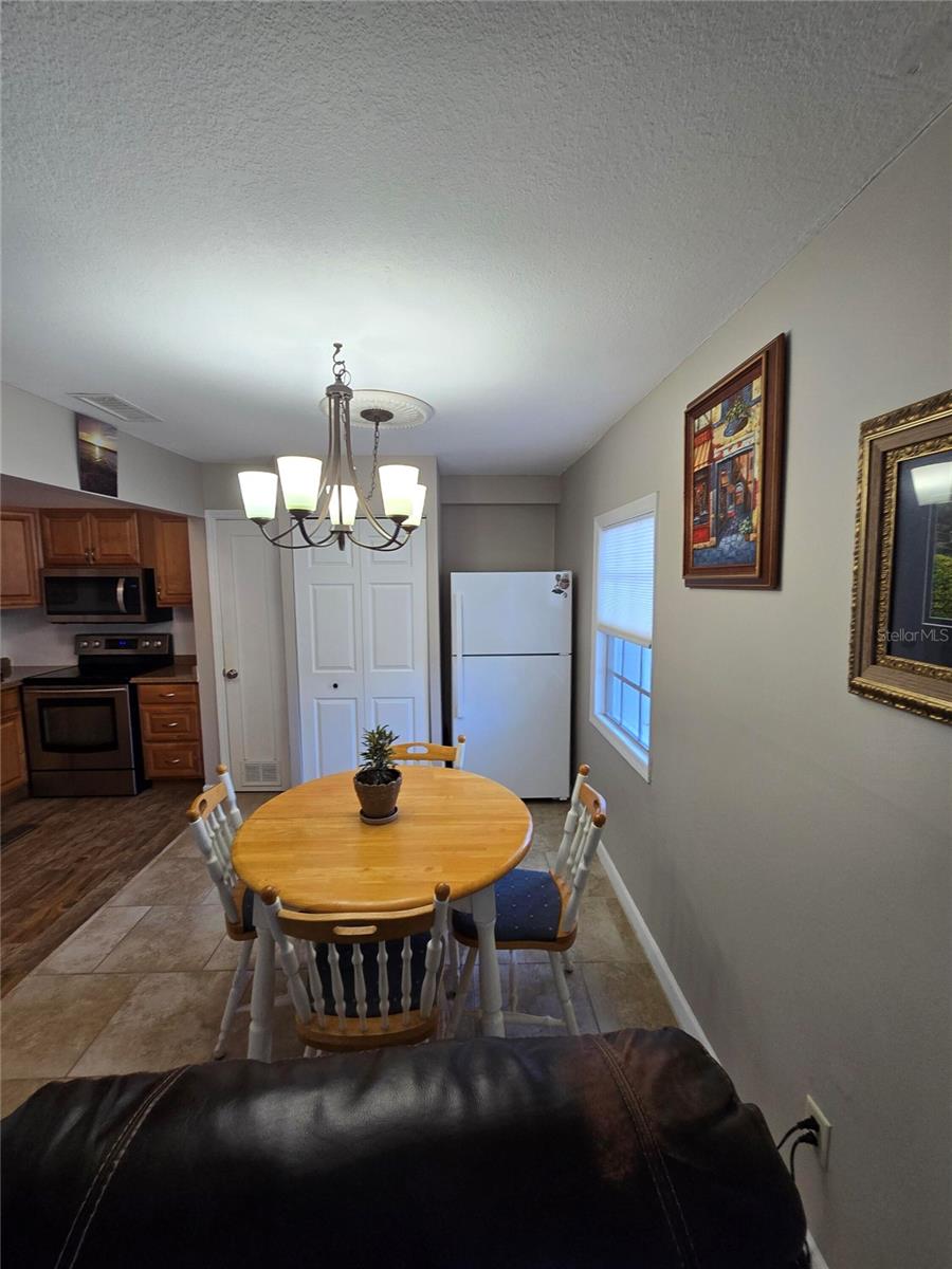5231 Beach Dr Se #a Property Photo 6