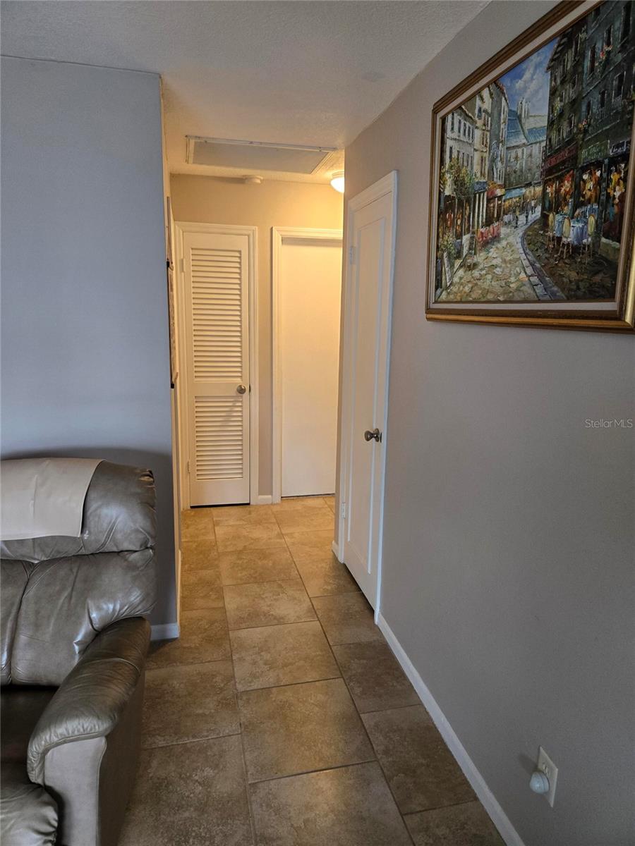 5231 Beach Dr Se #a Property Photo 14