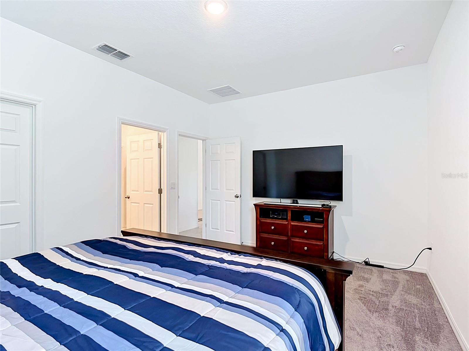 1414 Orlando Ct Property Photo 25