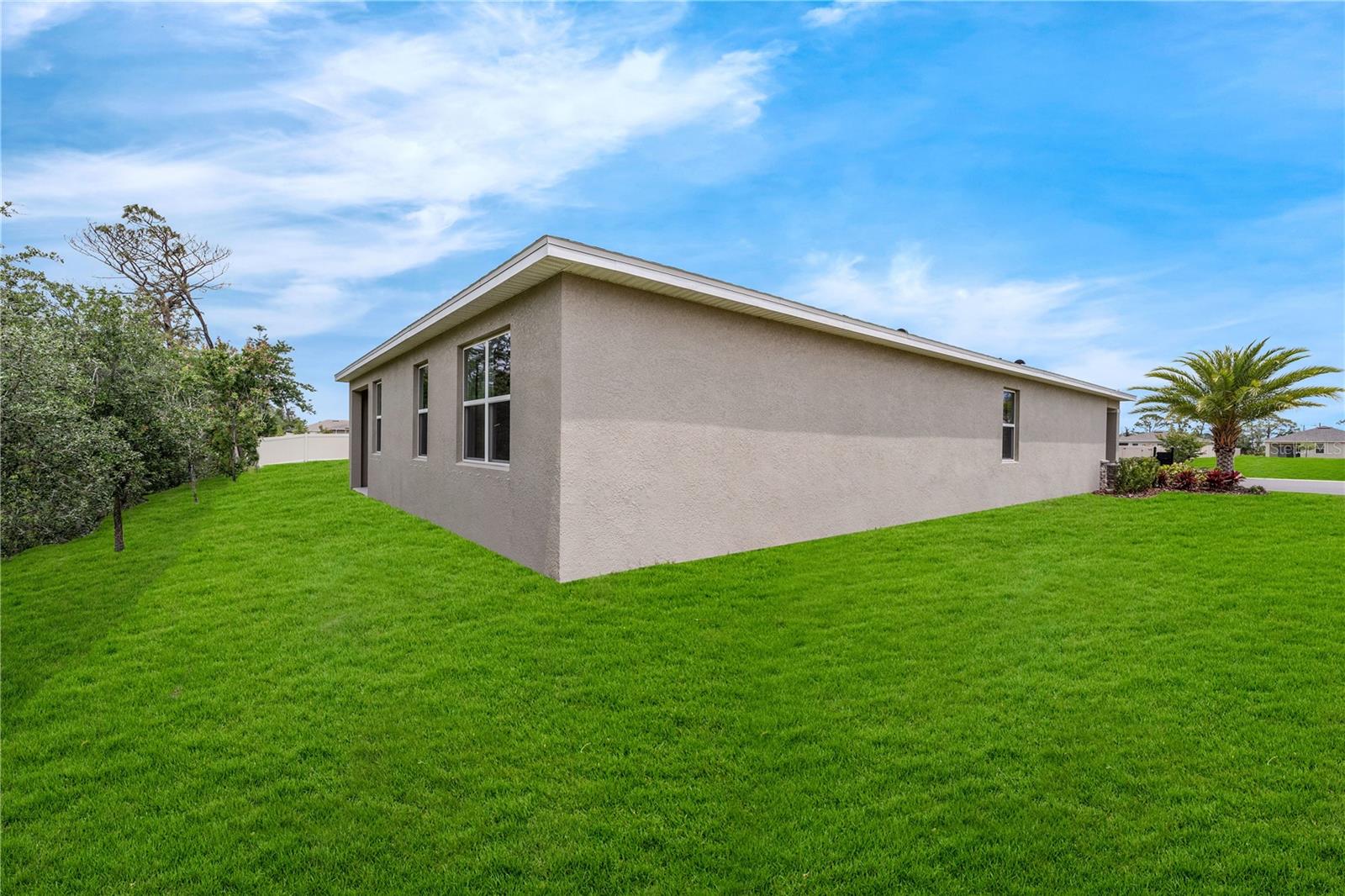 9513 Starling Loop Property Photo 35