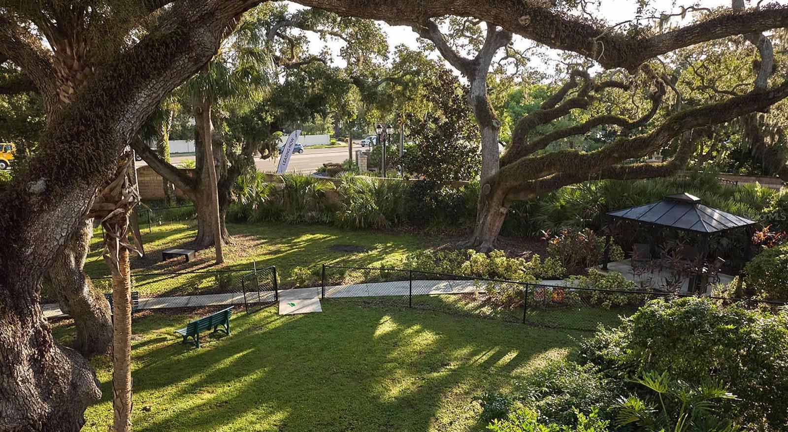 4 Maggie Ln #symphony Property Photo 10