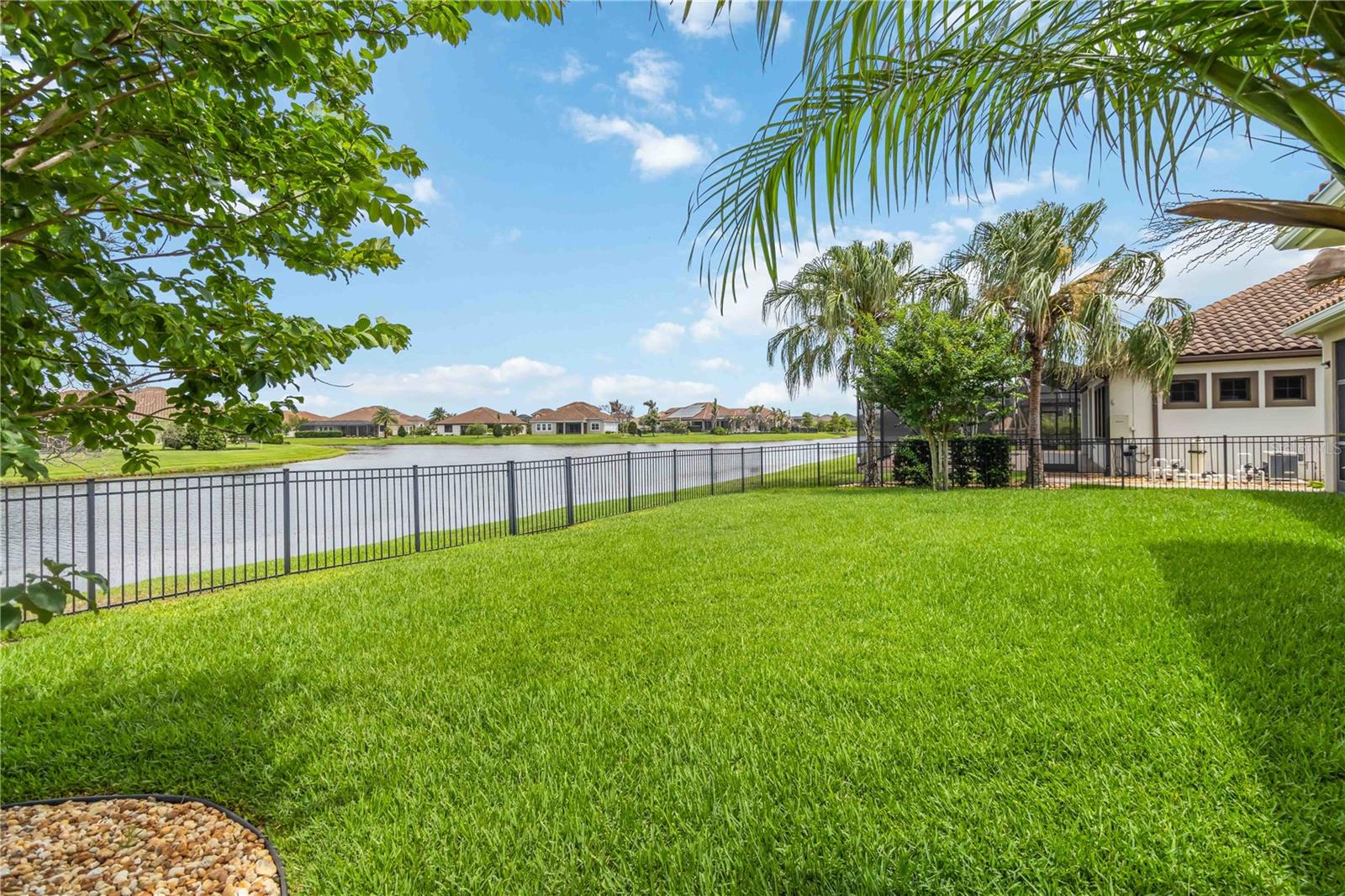 7966 Wyndham Dr Property Photo 38