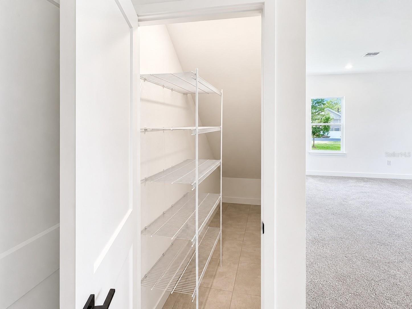 7587 Bent Tree Loop Property Photo 7