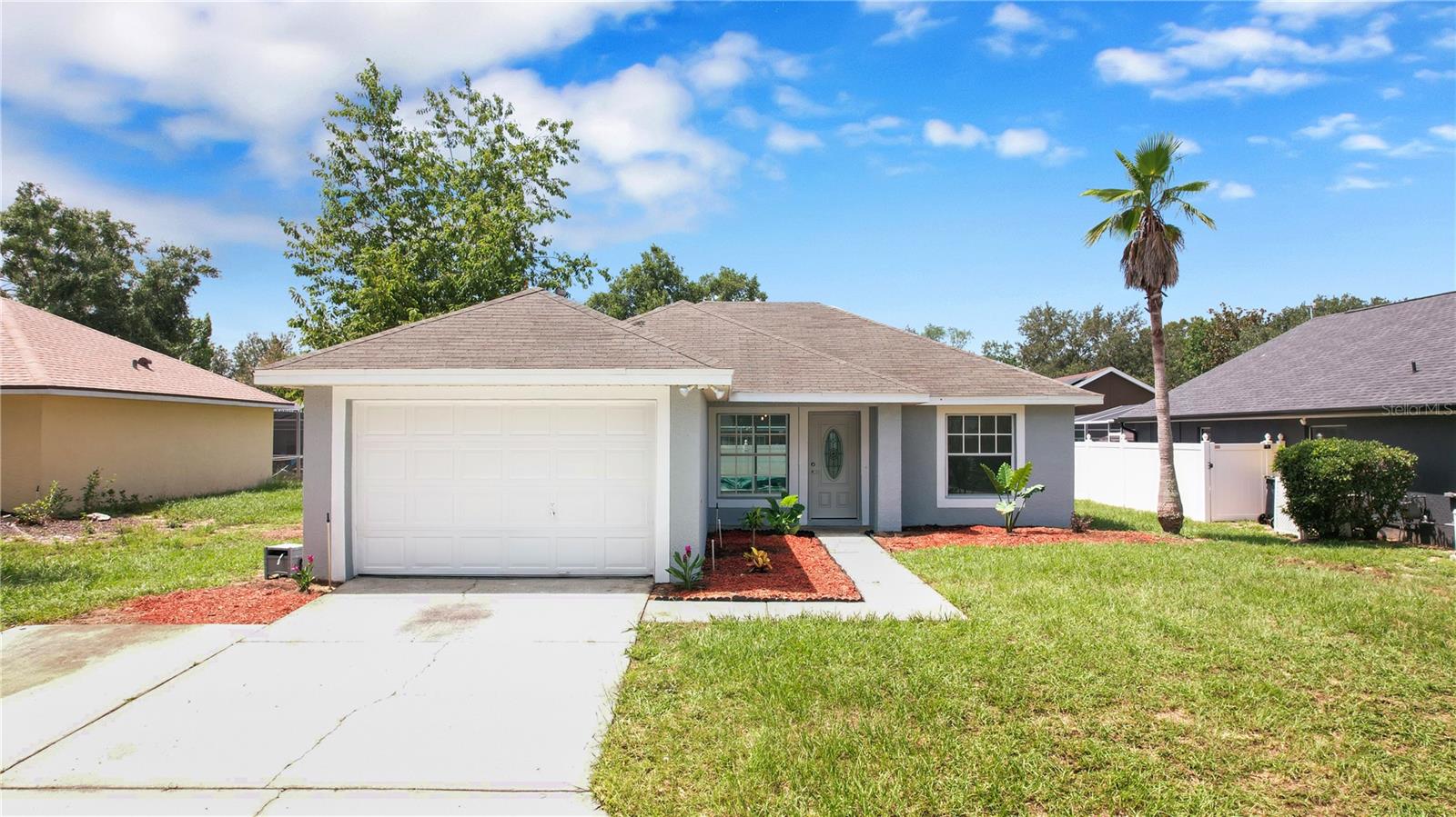 318 Walpole Loop Property Photo 1