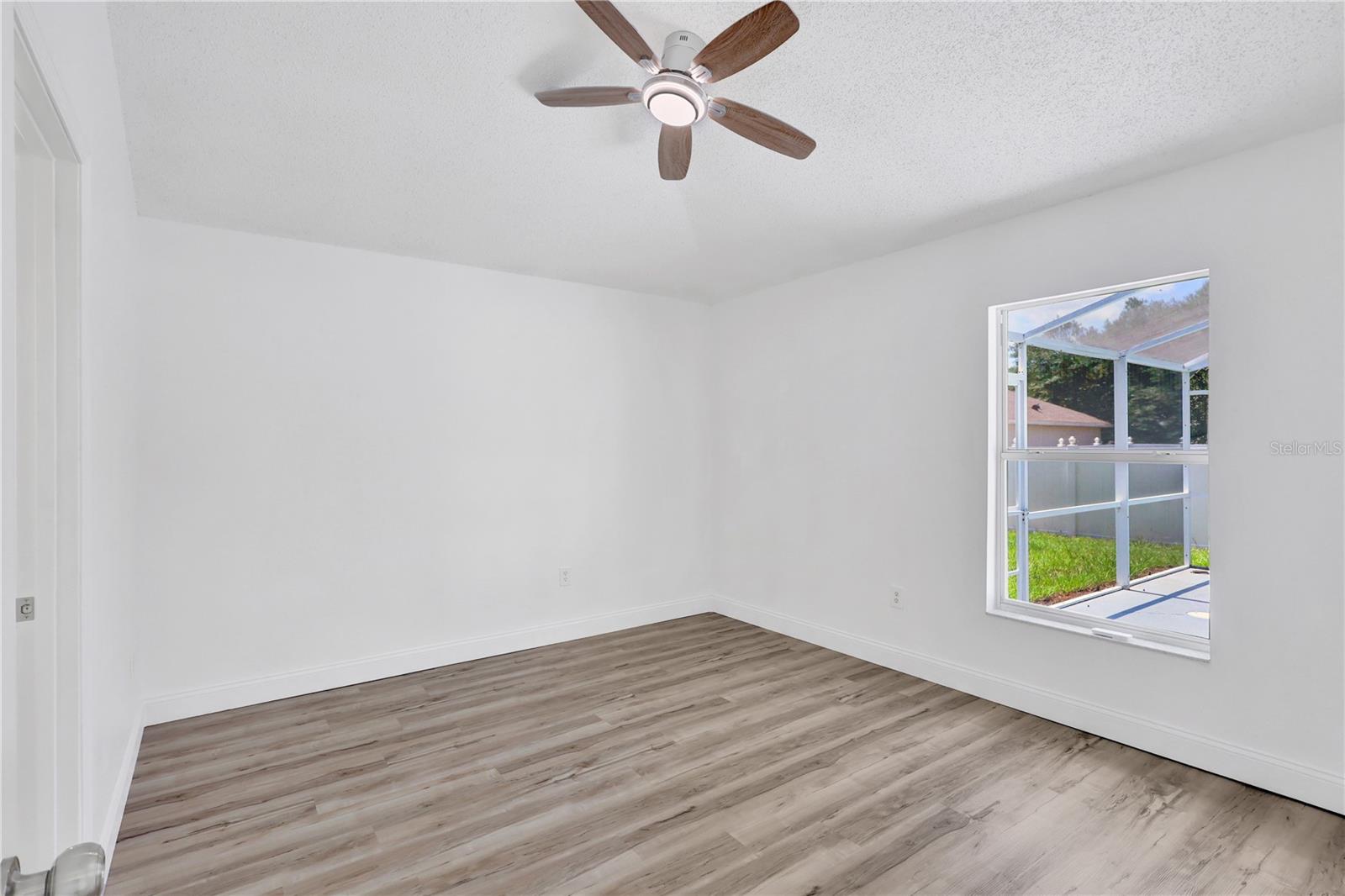 318 Walpole Loop Property Photo 13