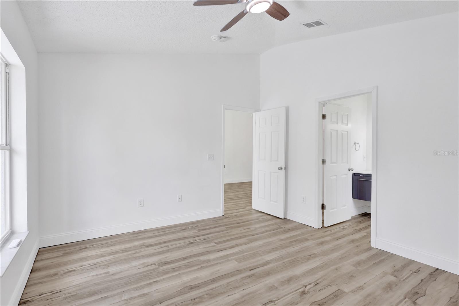 318 Walpole Loop Property Photo 15