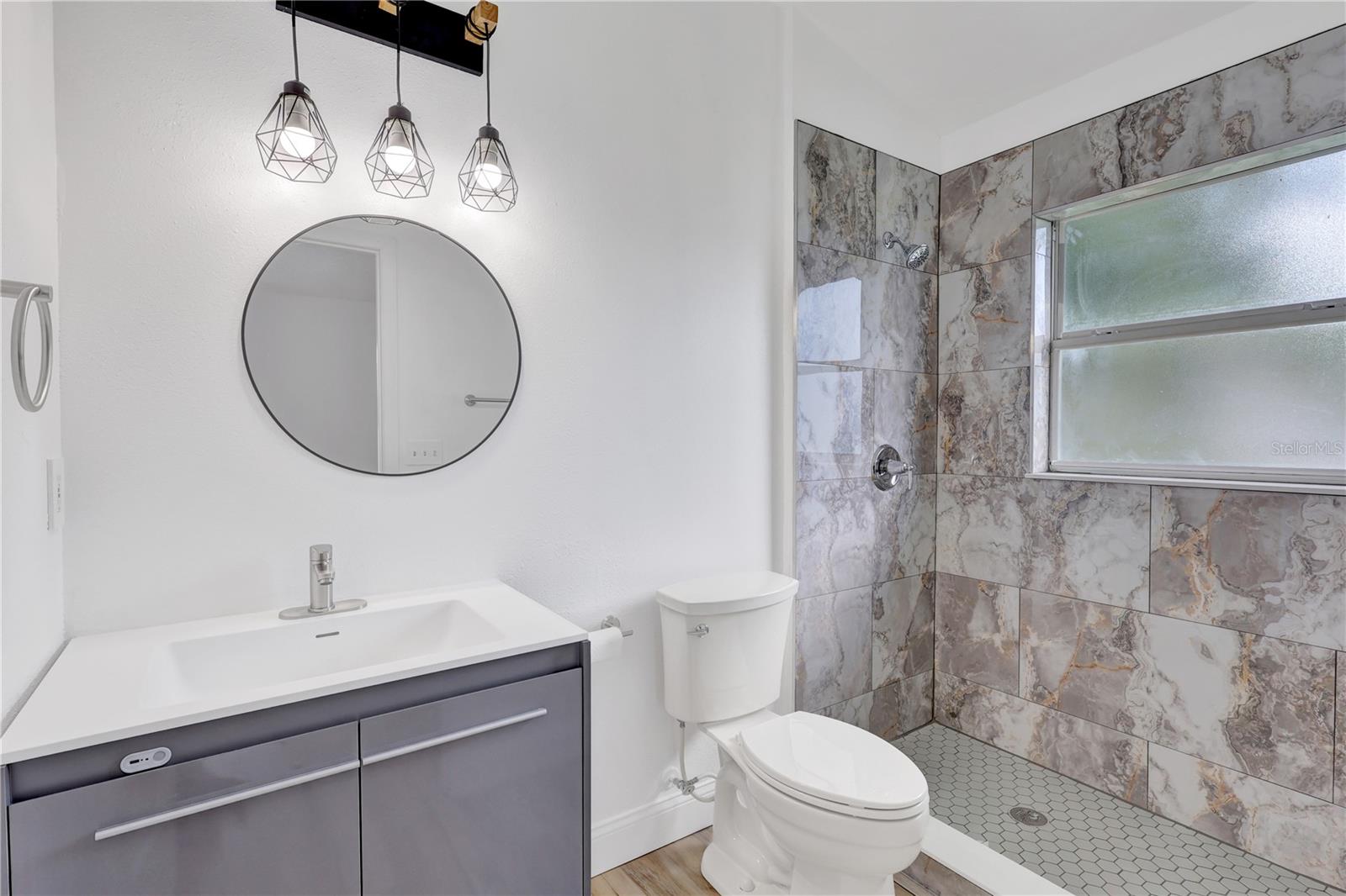 318 Walpole Loop Property Photo 17