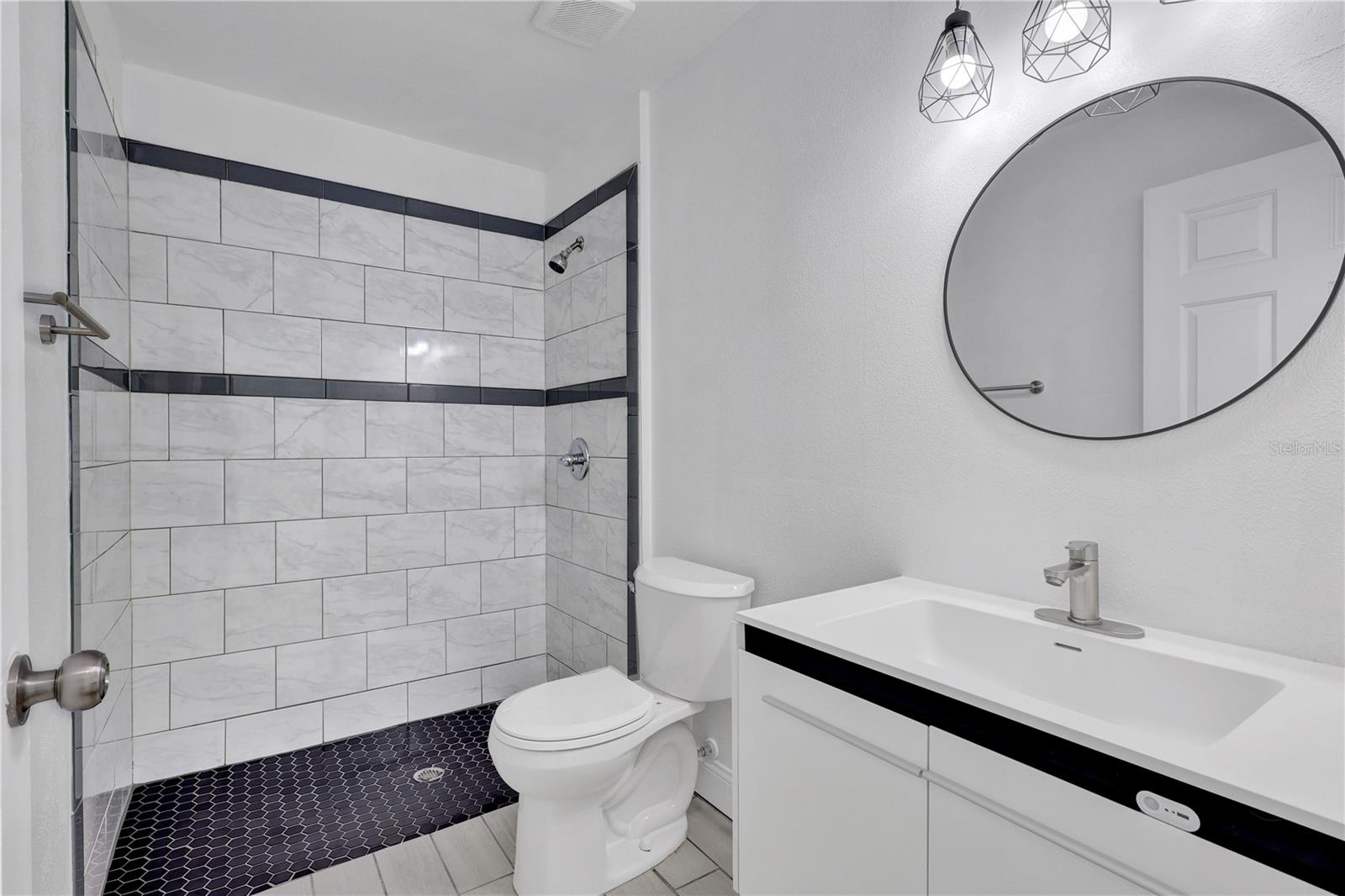 318 Walpole Loop Property Photo 23
