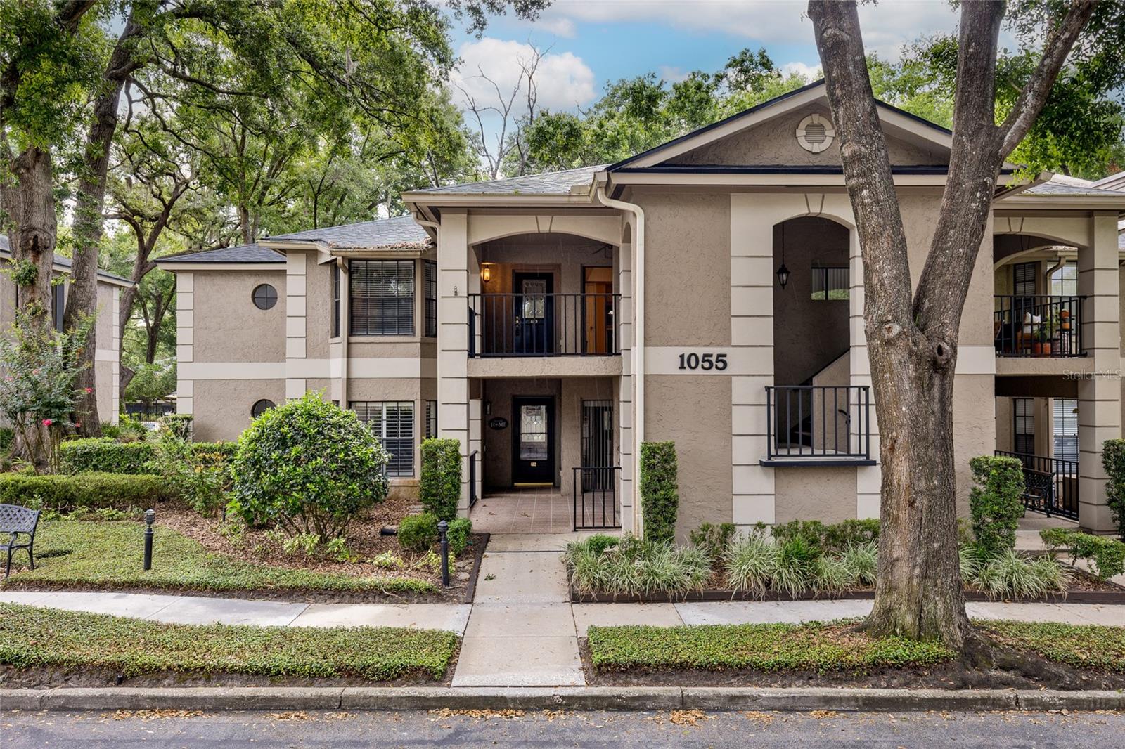 1055 Kensington Park Dr #613 Property Photo 1