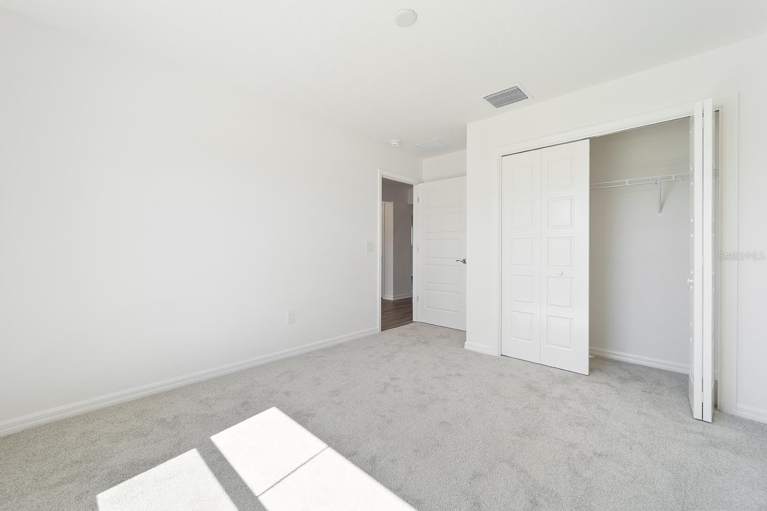 2421 Hobkirk Loop Property Photo 24