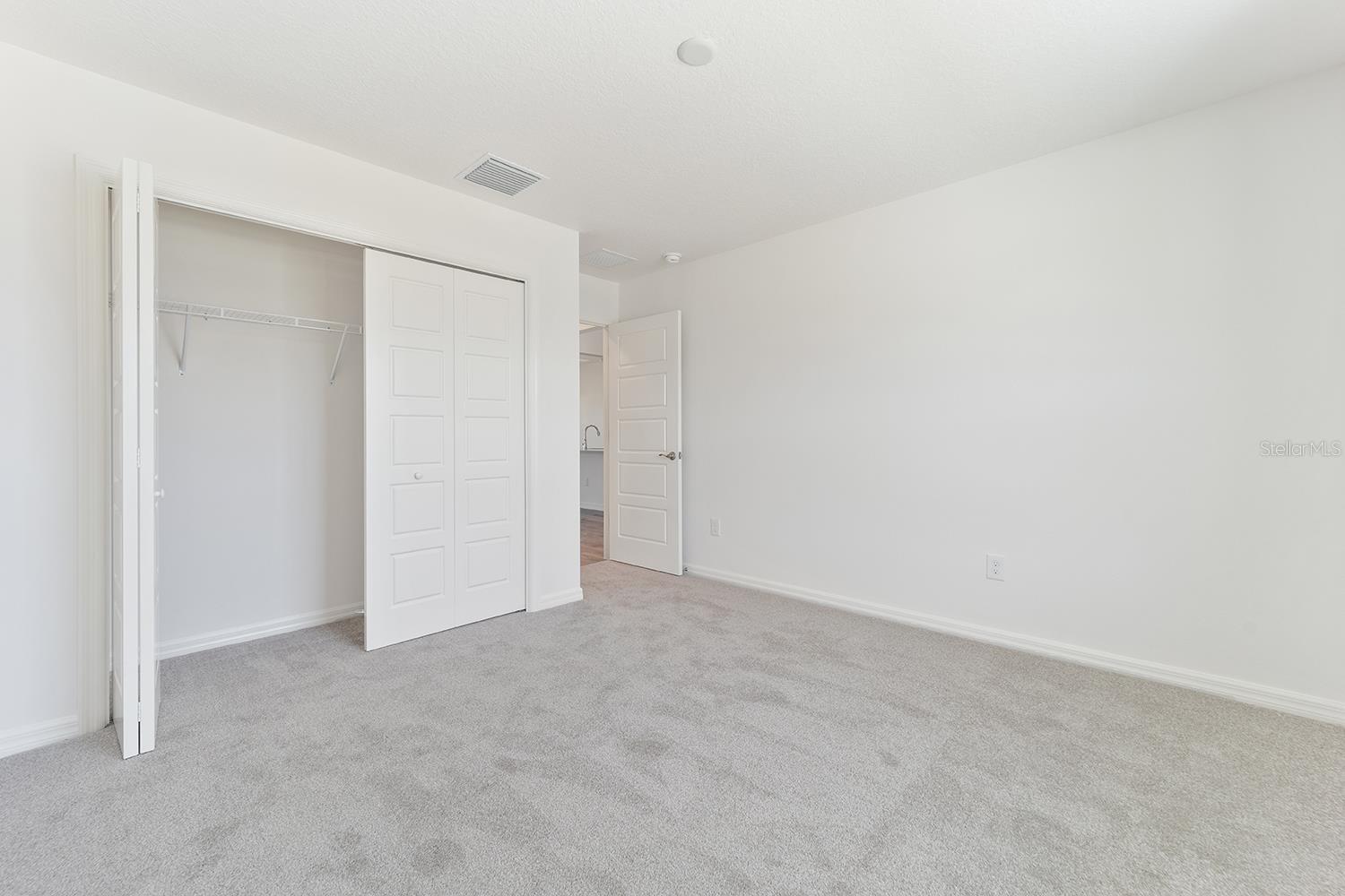 2421 Hobkirk Loop Property Photo 26