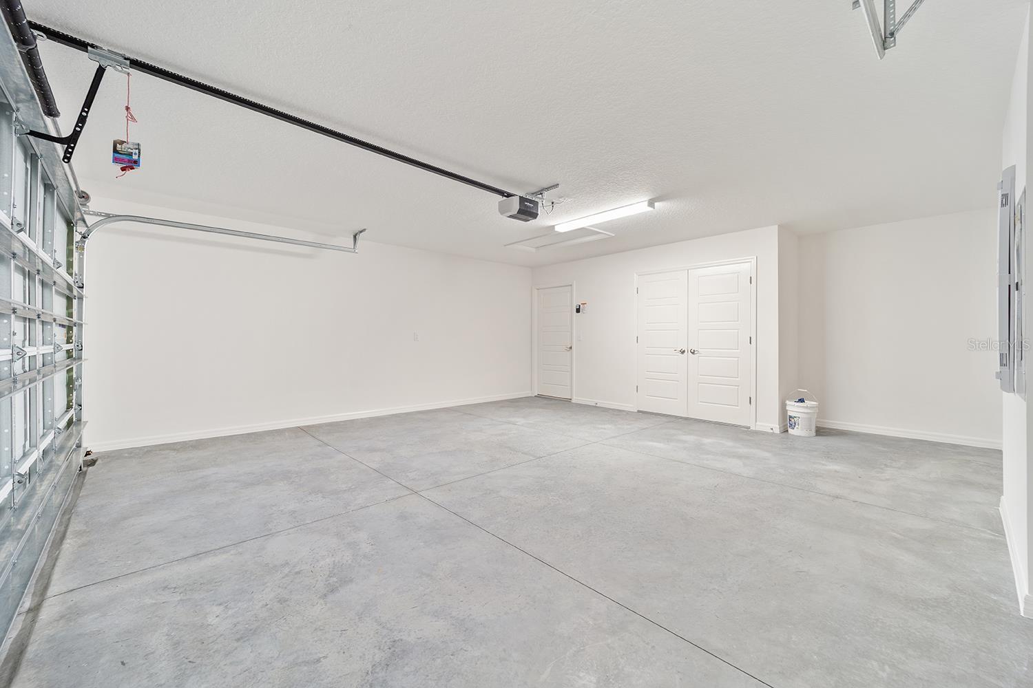 2421 Hobkirk Loop Property Photo 29