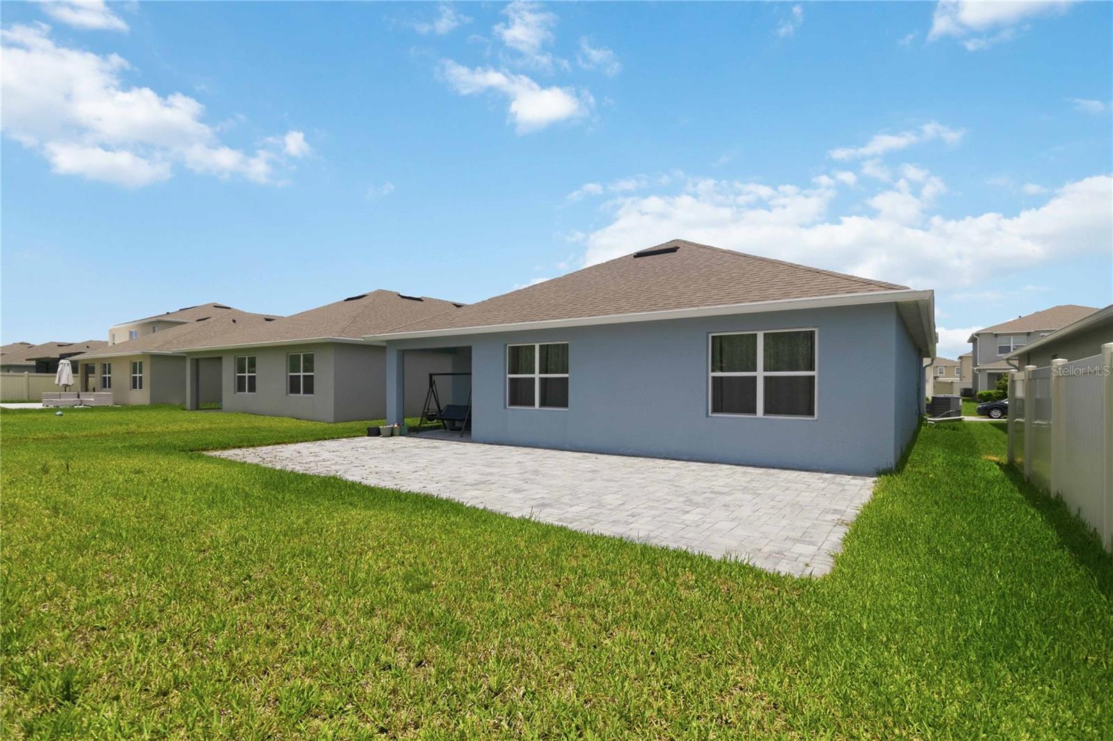 3198 Eastgrove Ter Property Photo 4