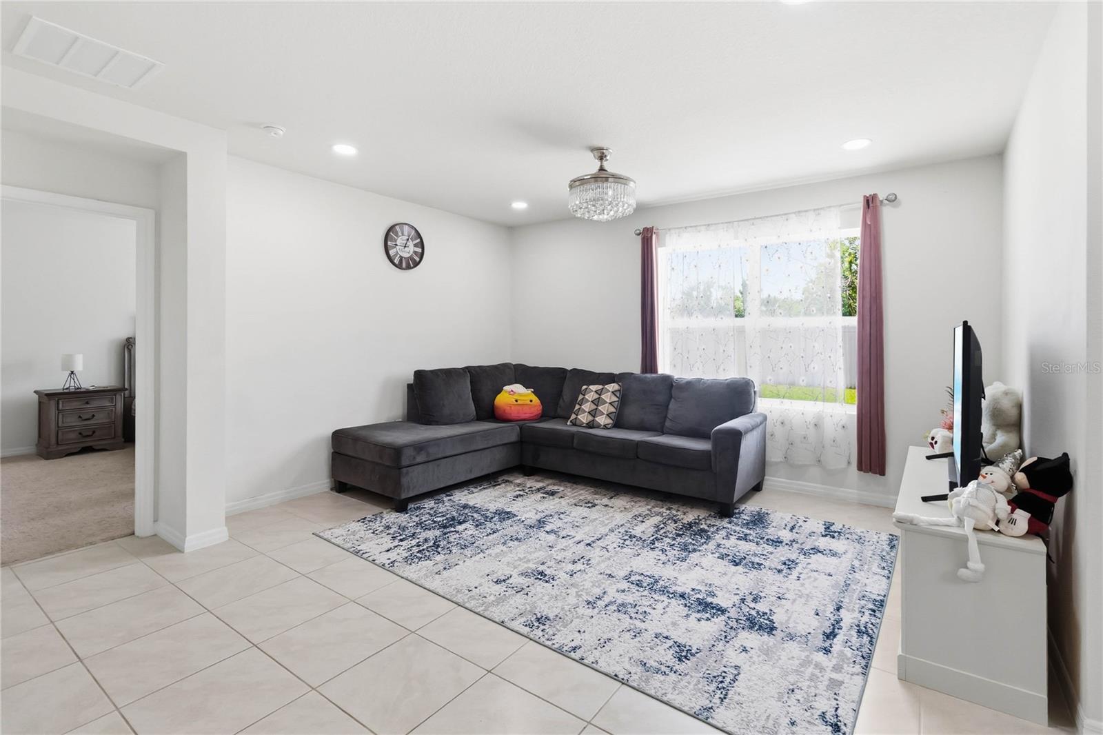 3198 Eastgrove Ter Property Photo 10