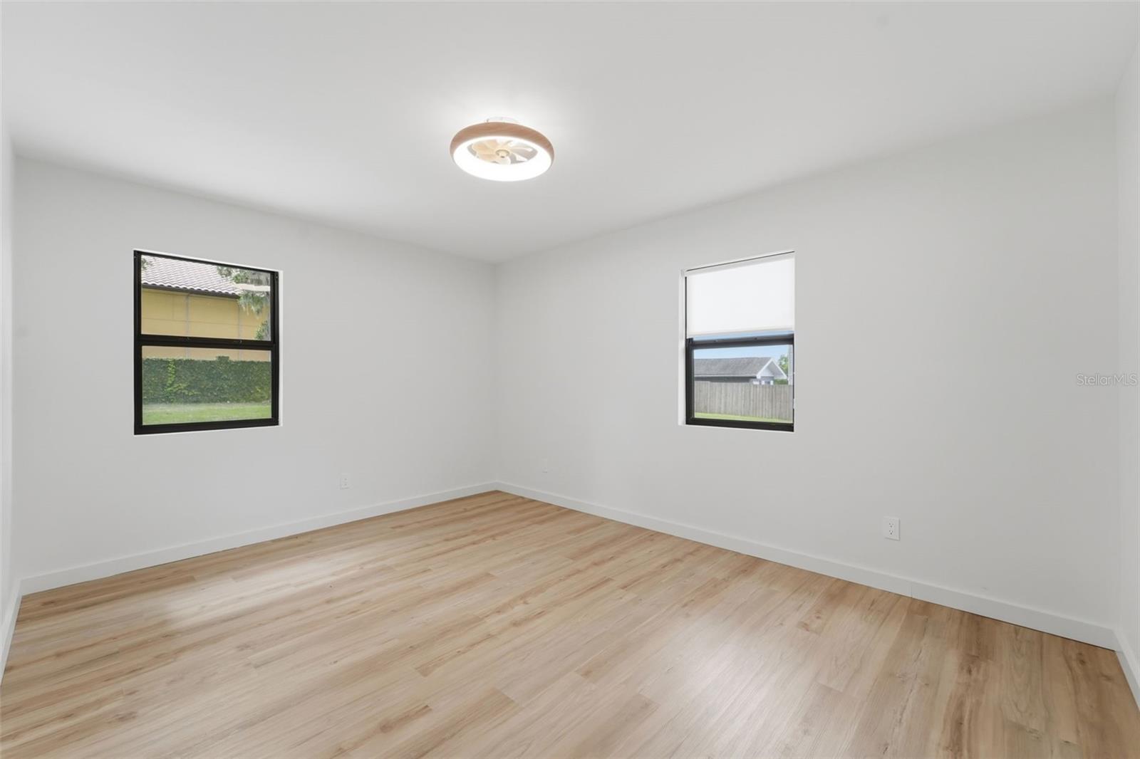 107 S High St Property Photo 16