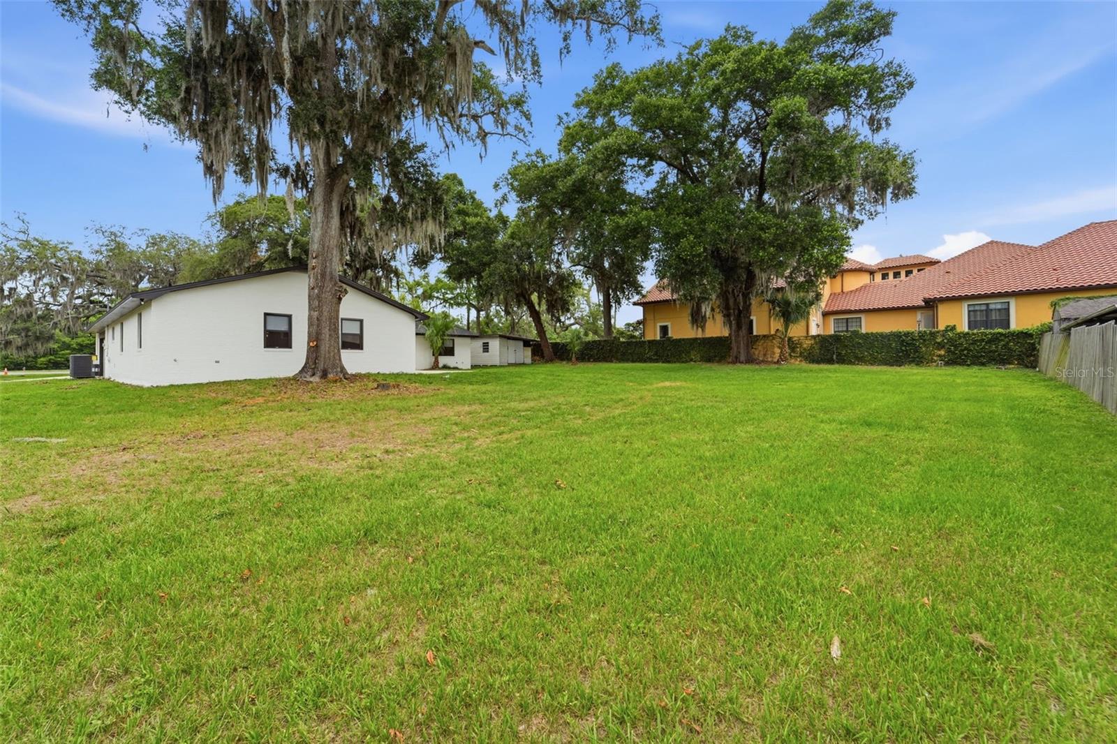 107 S High St Property Photo 23